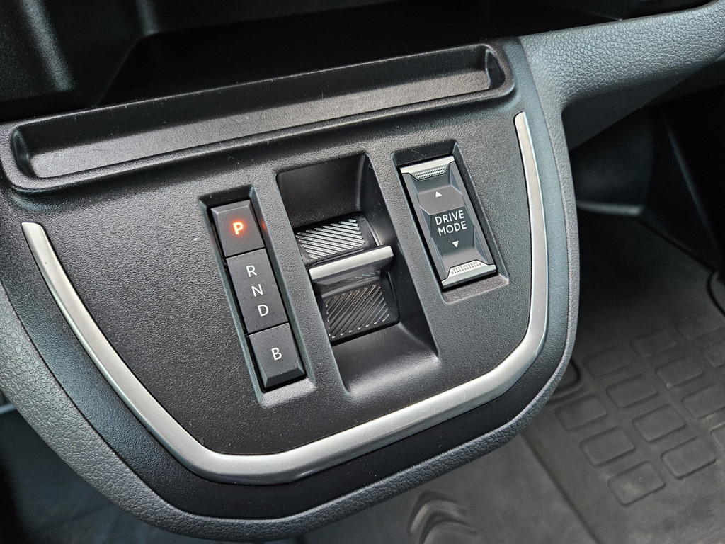 Citroen Ë-Jumpy Driver M 75 kWh Volledig Elektrisch! Actieradius 300KM! Carplay! Long Range! Navigatie! 19