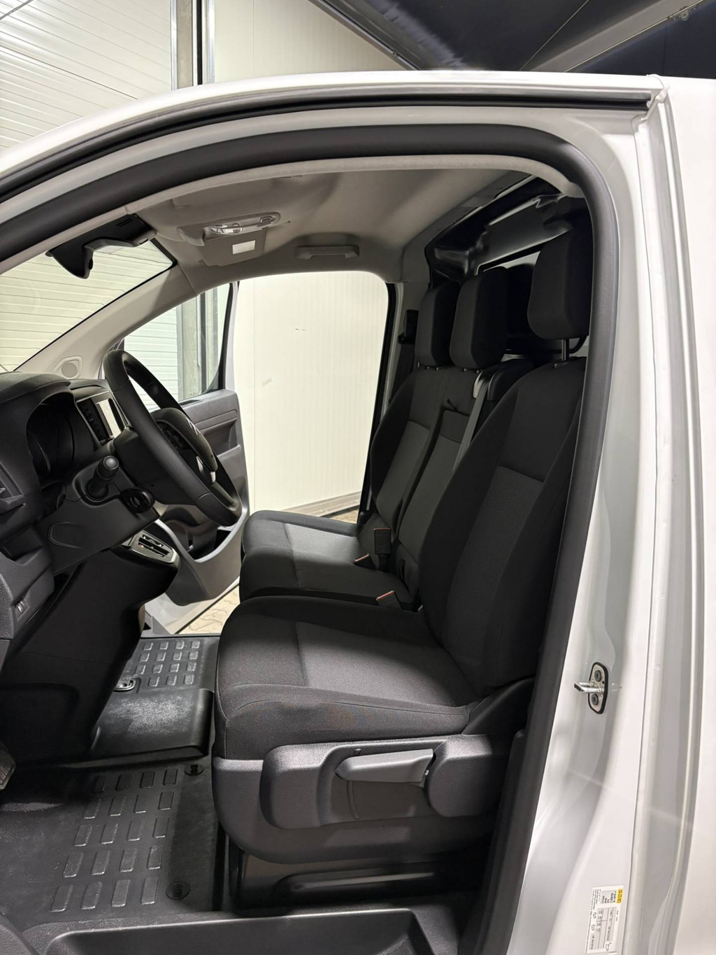 Citroen ë-Jumpy L2 136Pk 50 kWh VVB476 Prijs zoals getoond 21