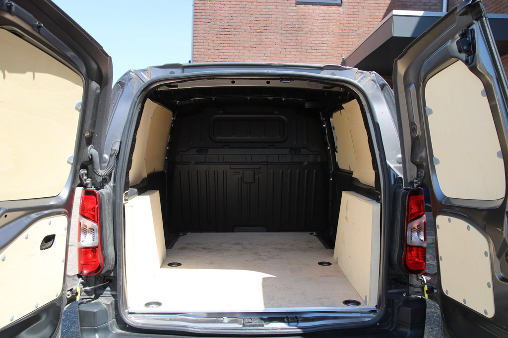 Citroen BERLINGO 1.2 PureTech 110PK S&S L1 / App Connect / Multi stuur / Cruise 7