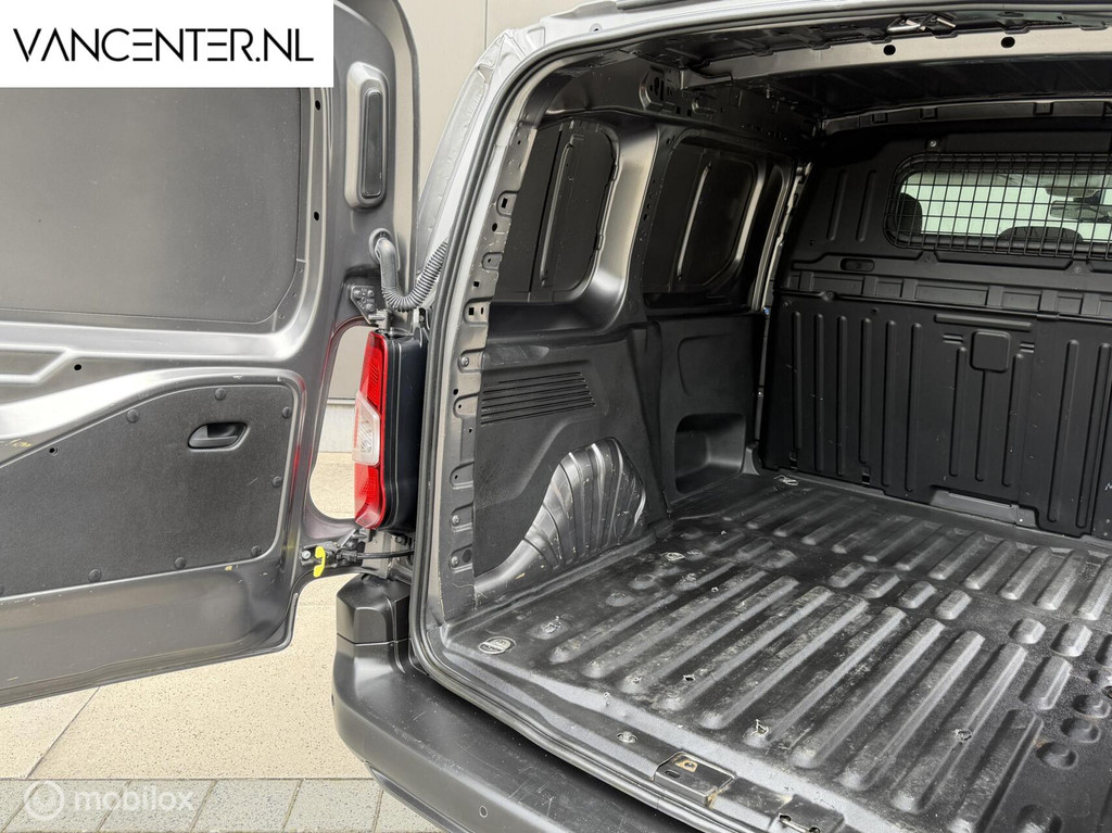 Citroen Berlingo 1.2 131PK BENZINE EAT8 Automaat Carplay 17