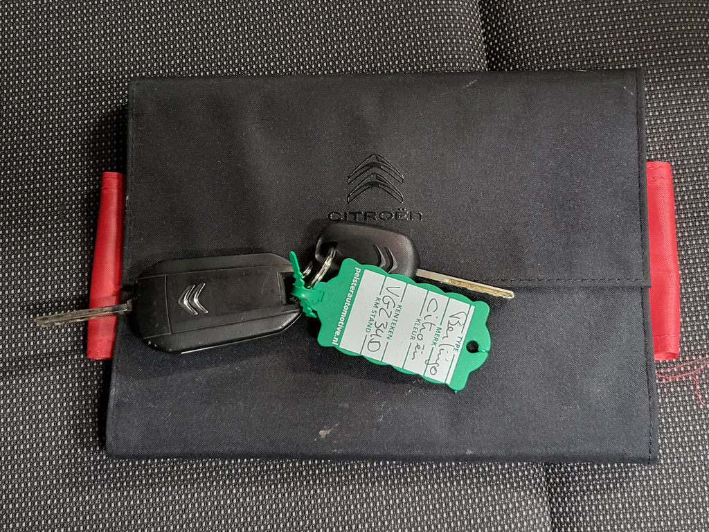 Citroen Berlingo 1.2PureTech 111pk Benzine! 18