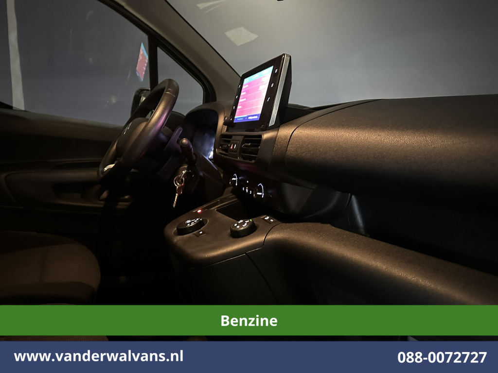 Citroen Berlingo 1.2 PureTech 131pk Automaat **Benzine** L1H1 Euro6 Airco | 3-Zits | Navigatie | Camera | Apple carplay android auto, cruisecontrol, parkeersensoren 7