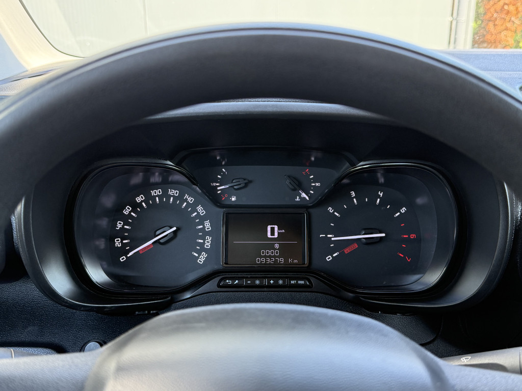 Citroen Berlingo 1.5 BlueHDI 102 PK / L2H1 / 1e EIG. / IMPERIAAL / TREKHAAK / INRICHTING / AIRCO / CRUISE / CAMERA 11