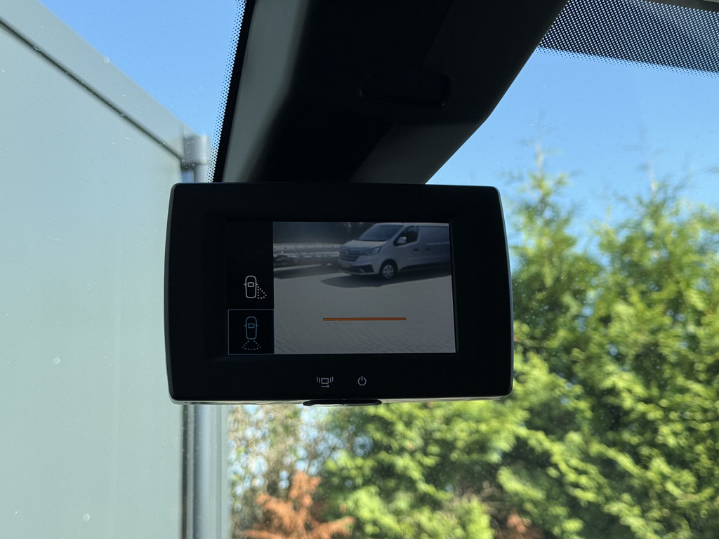 Citroen Berlingo 1.5 BlueHDI 102 PK / L2H1 / 1e EIG. / IMPERIAAL / TREKHAAK / INRICHTING / AIRCO / CRUISE / CAMERA 13