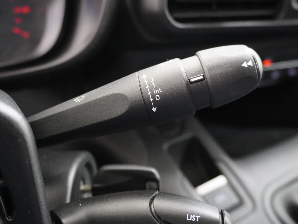 Citroen Berlingo 1.5 BlueHDI Club, Airco, Navigatie, PDC, Ex-Lease, EURO 6 19