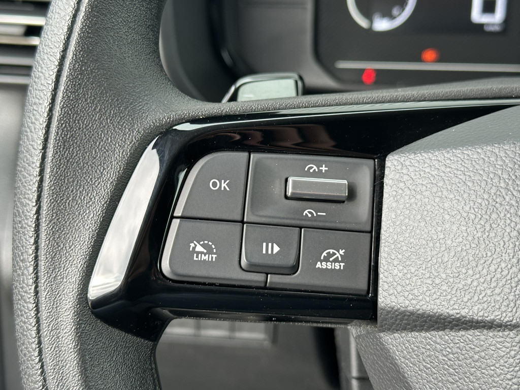 Citroen Berlingo 1.5 BlueHDI NIEUW MODEL! Automaat 130PK 3 zits trekhaak 11
