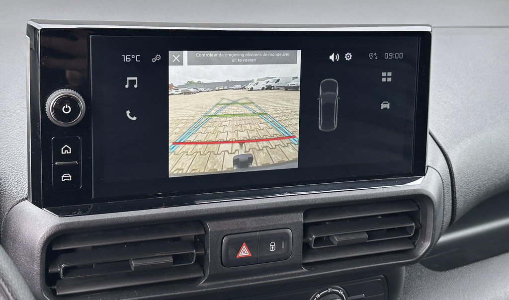 Citroen Berlingo 1.5 BlueHDI NIEUW MODEL! Automaat 130PK 3 zits trekhaak 16