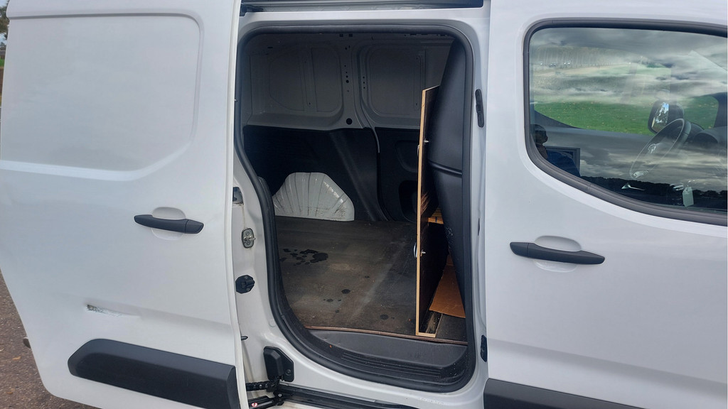 Citroen Berlingo 1.5 BlueHDi 100 S&S L1 AIRCO/DAB+ BJ 2022 12