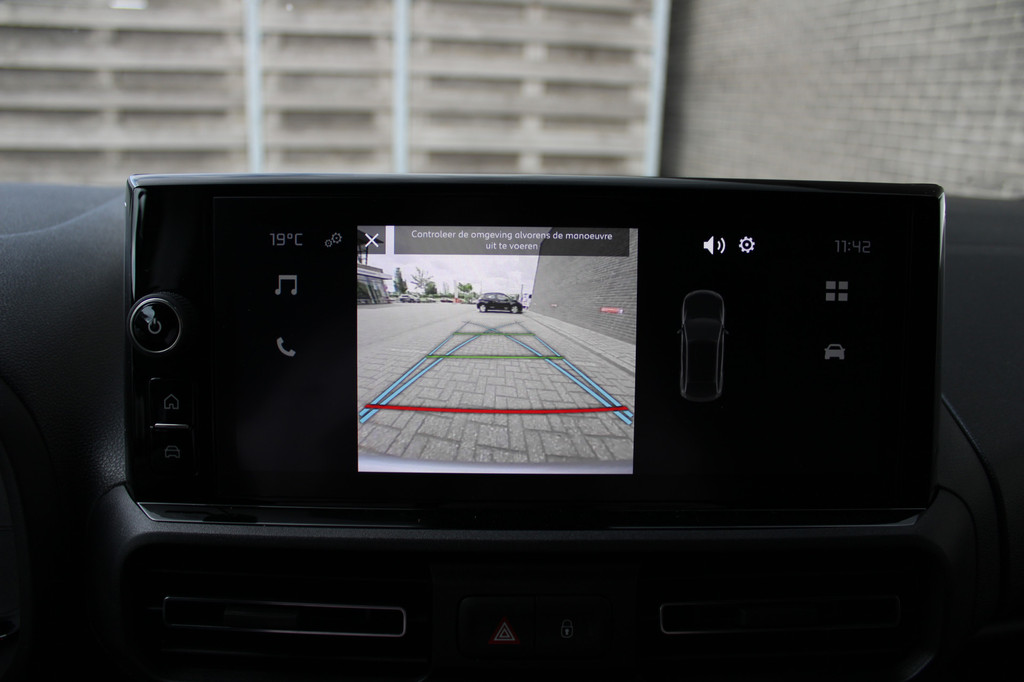 Citroen Berlingo 1.5 BlueHDi 130PK EAT8 Automaat L1 Achteruitrijcamera, Keyless Entry & Start, Parkeersensoren Achter, Aple Carplay, Android Auto 15