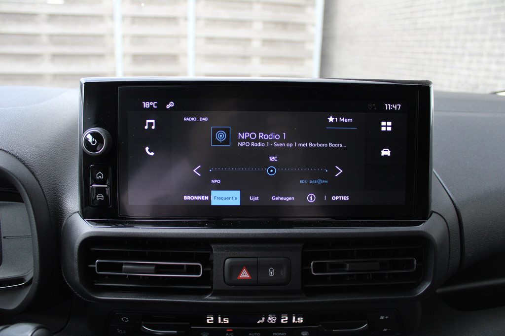 Citroen Berlingo 1.5 BlueHDi 130PK EAT8 Automaat L1 Achteruitrijcamera, Keyless Entry & Start, Parkeersensoren Achter, Aple Carplay, Android Auto 18