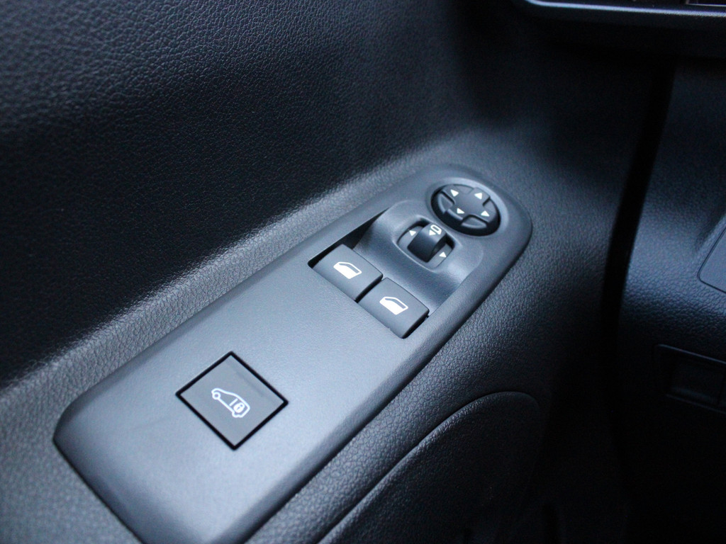 Citroen Berlingo 1.5 BlueHDi 130PK EAT8 Automaat L1 Achteruitrijcamera, Keyless Entry & Start, Parkeersensoren Achter, Aple Carplay, Android Auto 9