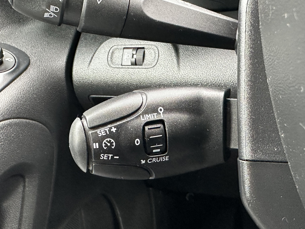 Citroen Berlingo 1.5 Hdi 102 PK / L1H1 / !! 6.491 KM !! / BIJRIJDERSBANK / CRUISE / AIRCO / APPLE CARPLAY / ANDROID AUTO 14