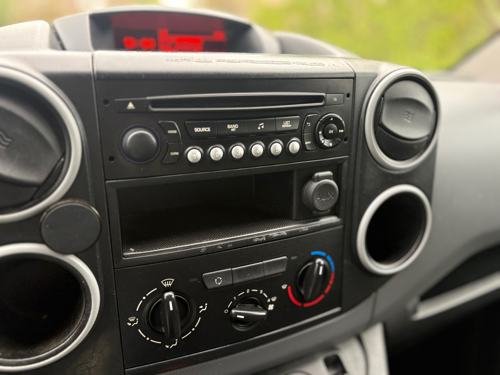 Citroen Berlingo 1.6 BlueHDI 75 Club Economy|NAP|EURO6|1E EIG|cruise control|trekhaak|drie zitplaatsen|elektrische ramen| 15