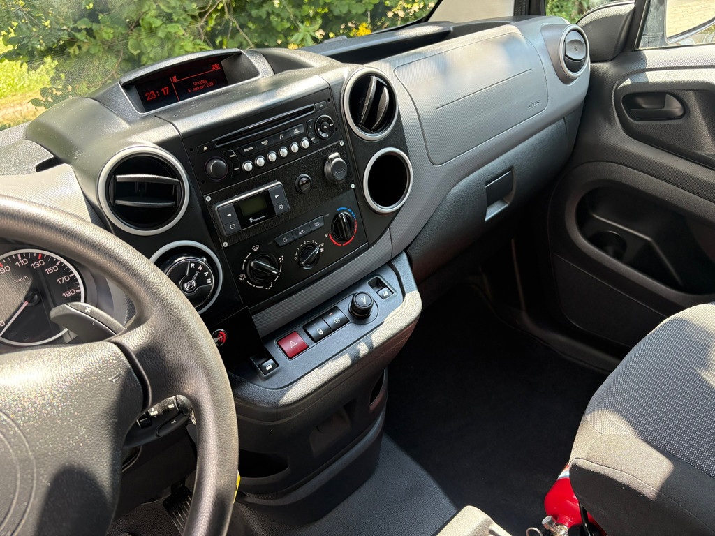 Citroen Berlingo 1.6 BlueHDI|NAP|Automaat|EURO6|airco|cruise|parkeersensoren achter|elektrisch pakket 16