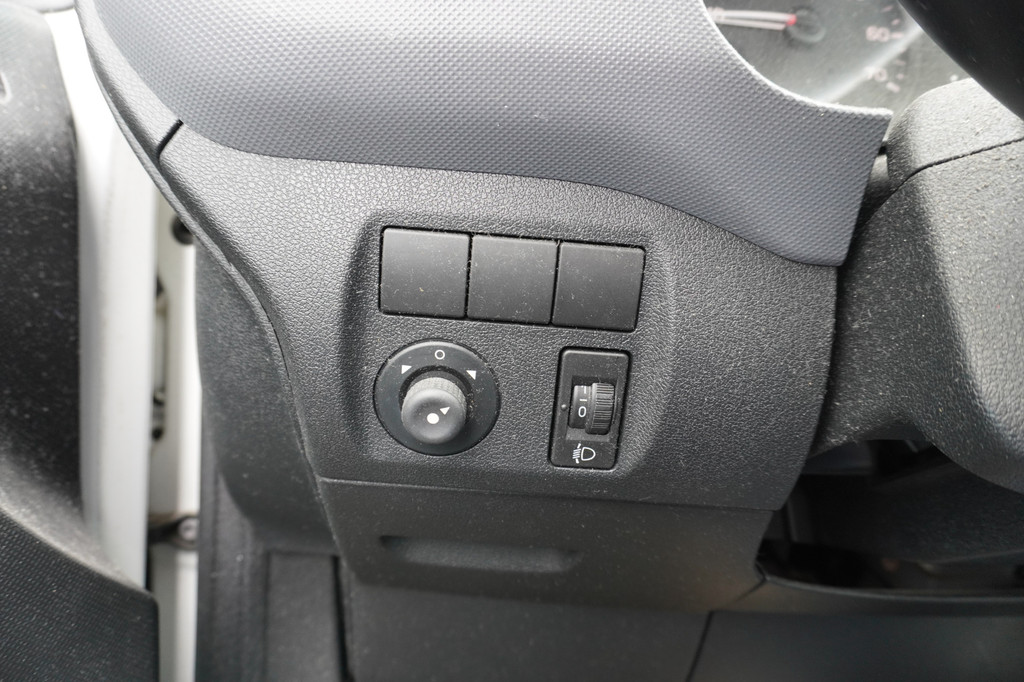 Citroen Berlingo 1.6 HDI - Airco - Cruise - Trekhaak - â¬2.950,- Excl. 11