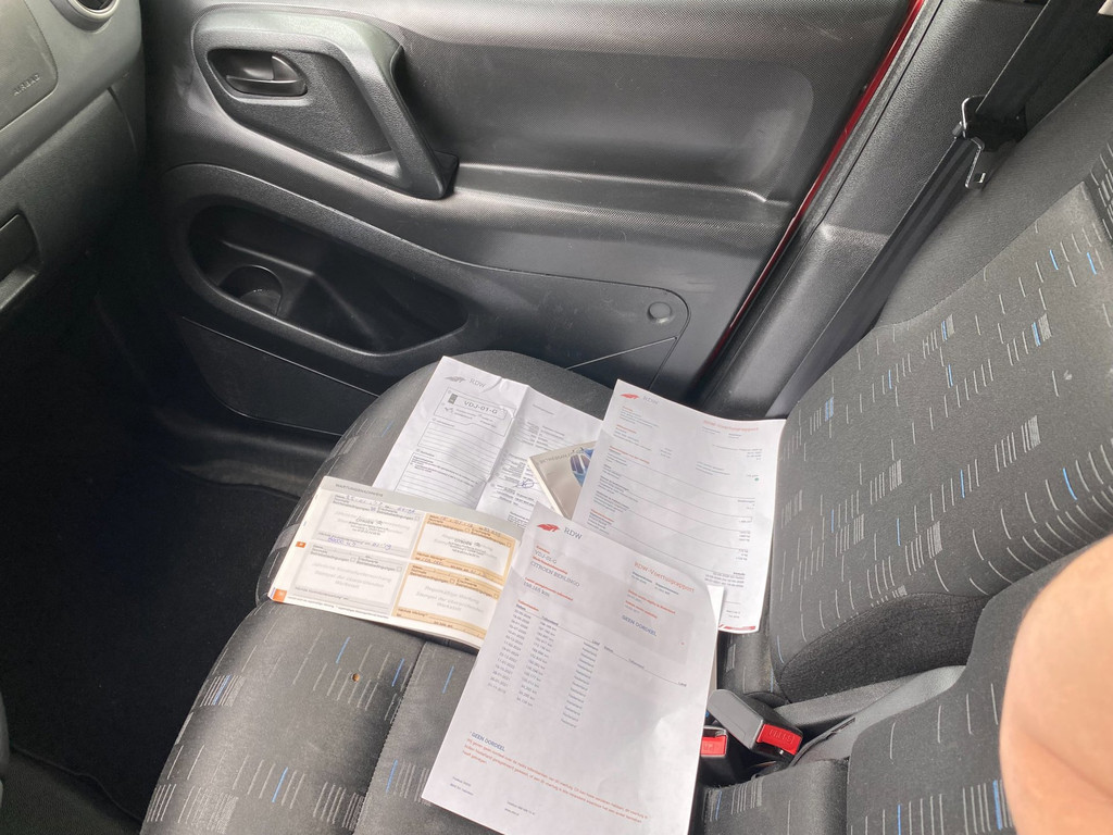 Citroen Berlingo 1.6 HDIF / Airco / 3Zits / 198.165 KM NAP / Airbag / Elek Ramen / APK 28-1-2027 / Zijdeur / 10