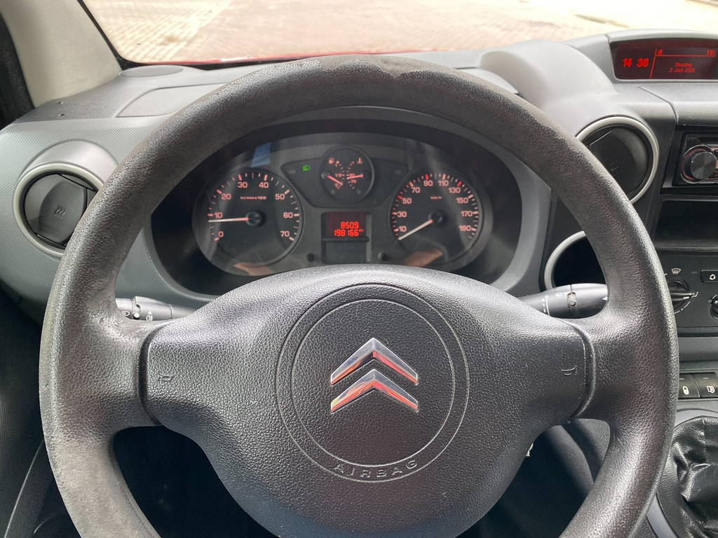 Citroen Berlingo 1.6 HDIF / Airco / 3Zits / 198.165 KM NAP / Airbag / Elek Ramen / APK 28-1-2027 / Zijdeur / 8