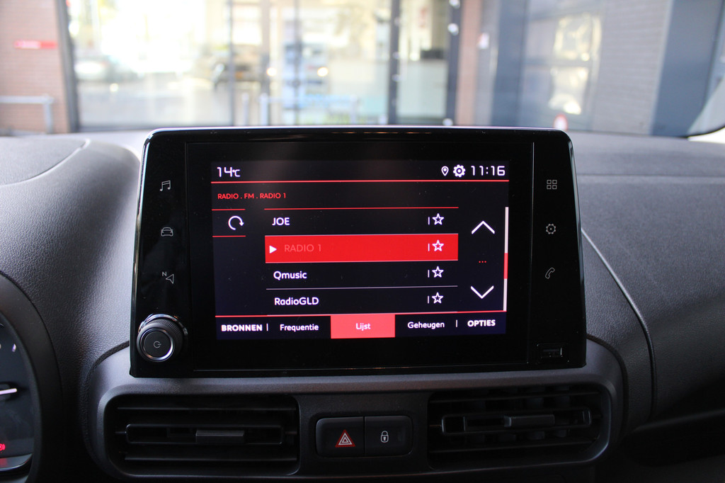 Citroen Berlingo 3 seater 1.5 BlueHDi 100 S&S L1 Airco, Cruise control, Apple Carplay/Android auto, Bluetooth handsfree, Audio/DAB Achterdeuren 15