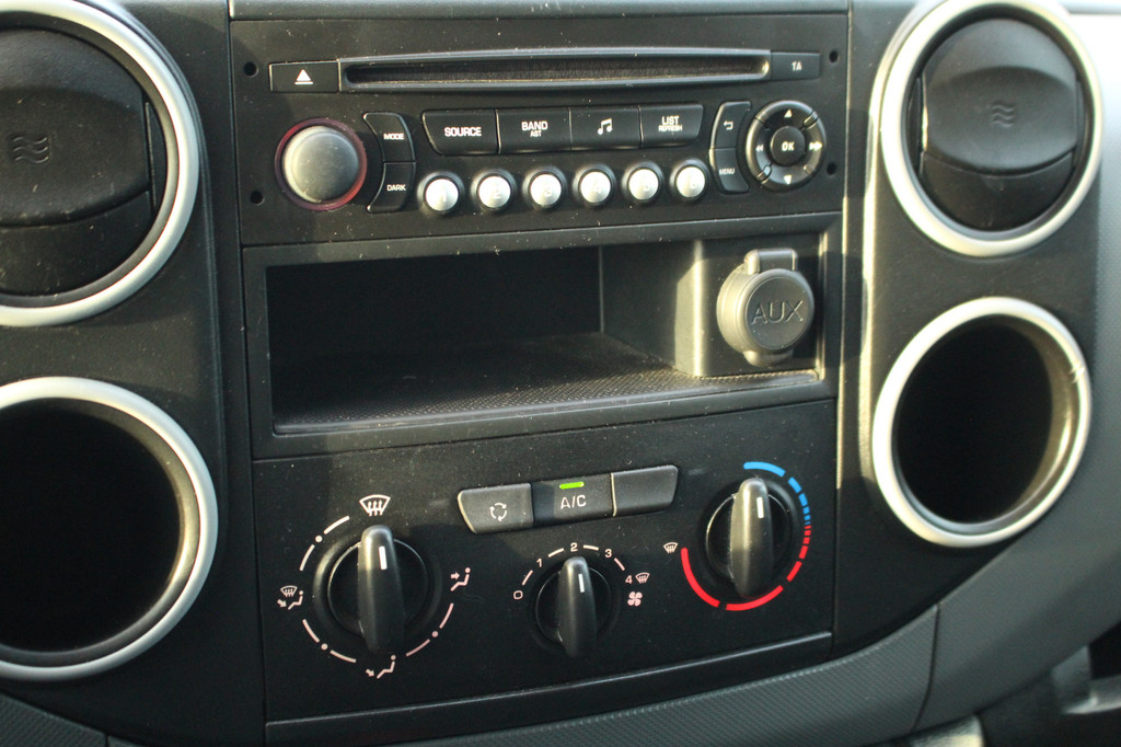 Citroen Berlingo 1.6BlueHDI 75pk Club | Airco | PDC Achter | Elektr. Ramen | Lease 166,- p/m 20