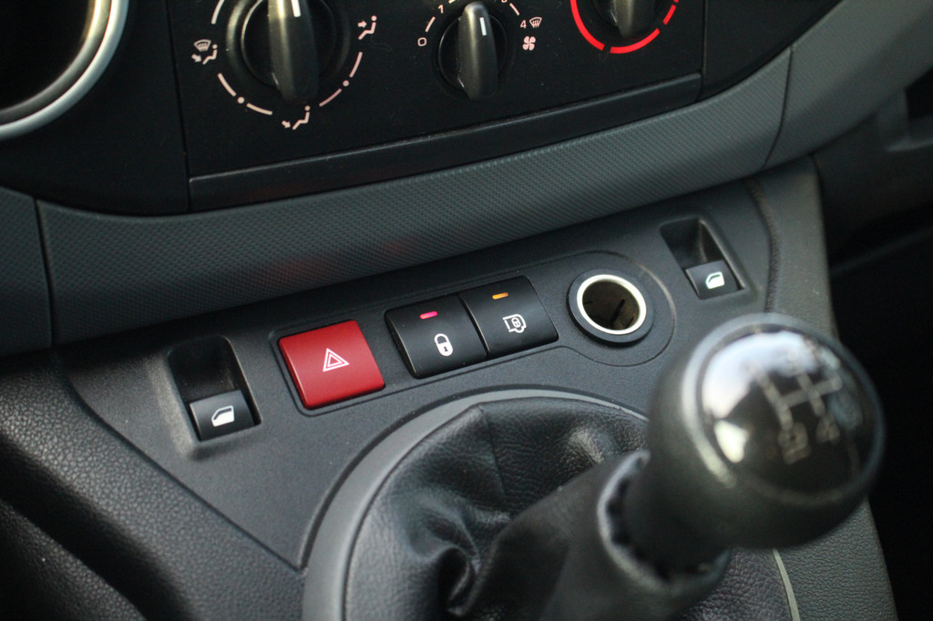 Citroen Berlingo 1.6BlueHDI 75pk Club | Airco | PDC Achter | Elektr. Ramen | Lease 166,- p/m 21