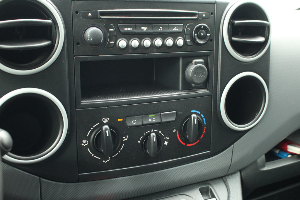 Citroen Berlingo 1.6 BlueHDI 75pk Club | Airco | PDC Achter | Elektr. Ramen | Lease 166,- p/m 21
