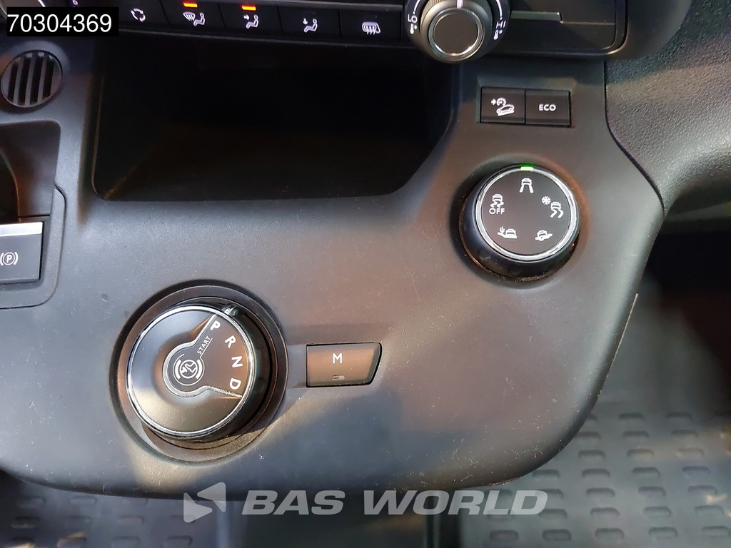 Citroen Berlingo 110PK Emissievrij Automaat Benzine L1H1 Navi Airco Cruise Parkeersensoren Imperiaal L1 Kompakt Airco Cruise control 18