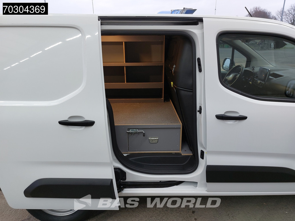Citroen Berlingo 110PK Emissievrij Automaat Benzine L1H1 Navi Airco Cruise Parkeersensoren Imperiaal L1 Kompakt Airco Cruise control 7