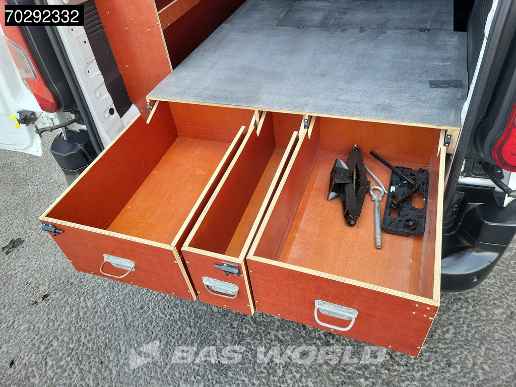 Citroen Berlingo 130PK Automaat L1H1 Navi Airco Cruise Camera Parkeersensoren Werkplaatsinrichting Euro6 L1 3m3 Airco Cruise control 8