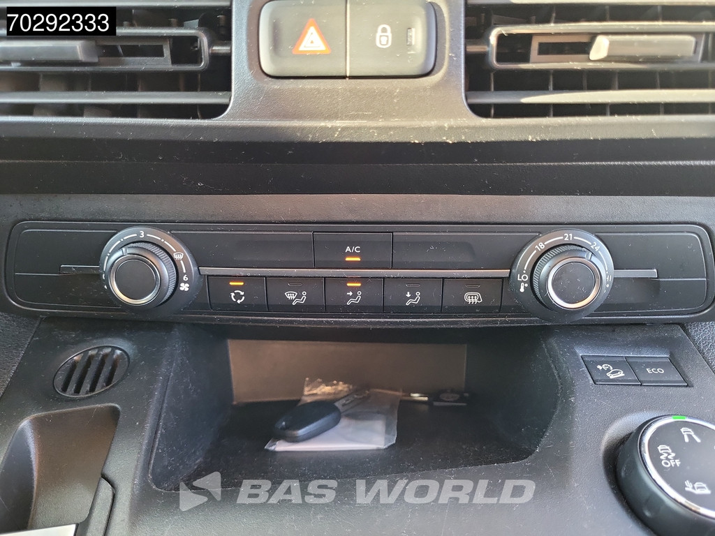 Citroen Berlingo 130PK L1H1 Benzine Emissievrije Euro6 Automaat Navi Airco Cruise Parkeersensoren L1 3m3 Airco Cruise control 17