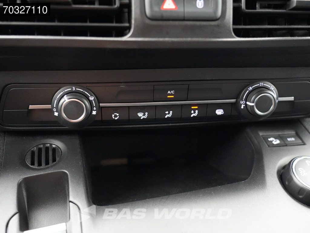 Citroen Berlingo 130pk Benzine Automaat L1H1 Navi Airco Cruise L1 Kompakt Airco Cruise control 14