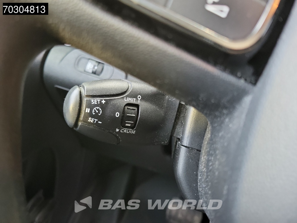 Citroen Berlingo 130pk Emissievrij Automaat Benzine L1H1 Airco Cruise Camera Parkeersensoren Imperiaal Werkplaatsinrichting Euro6 L1 Kompakt Airco Cruise control 21