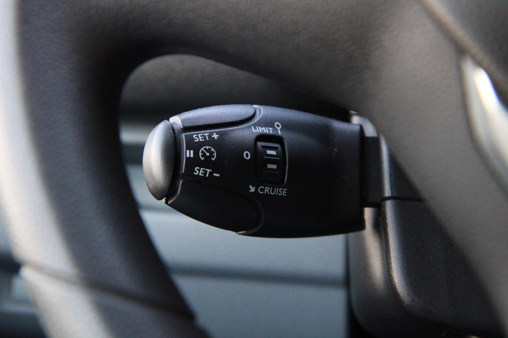 Citroen JUMPY 2.0 BlueHDI 122PK Business L3H1 DC / 5 pers / Dubbel cabine / Trekhaak / Navi 15