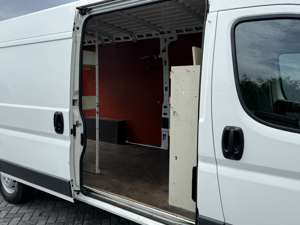 Citroen Jumper 2.0 BlueHDi 164 PK EURO 6 / L3H2 / ZWAAR MAXI / 1e EIG. / AIRCO / INRICHTING / NAVI / CAMERA / 3-ZITS / 3 TONS TREKHAAK / 3000 KG AHG 10