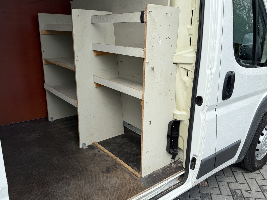 Citroen Jumper 2.0 BlueHDi 164 PK EURO 6 / L3H2 / ZWAAR MAXI / 1e EIG. / AIRCO / INRICHTING / NAVI / CAMERA / 3-ZITS / 3 TONS TREKHAAK / 3000 KG AHG 11