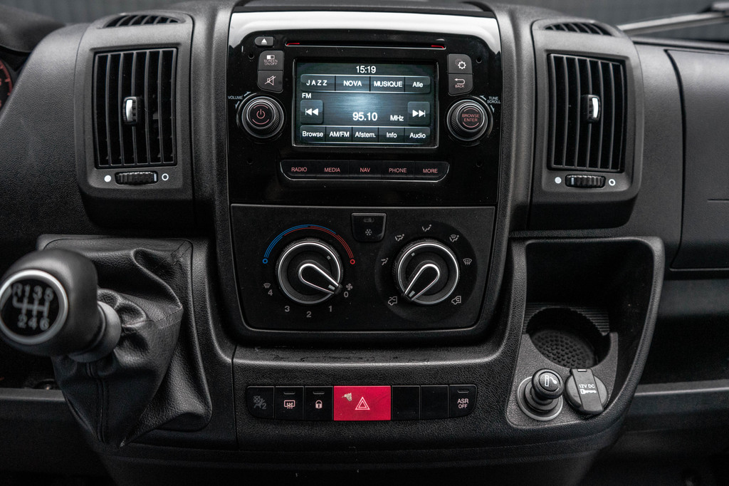 Citroen Jumper **2.0 BlueHDi | Bakwagen | Uniek laadsysteem | Camera | Cruise | Navi | Airco** 20