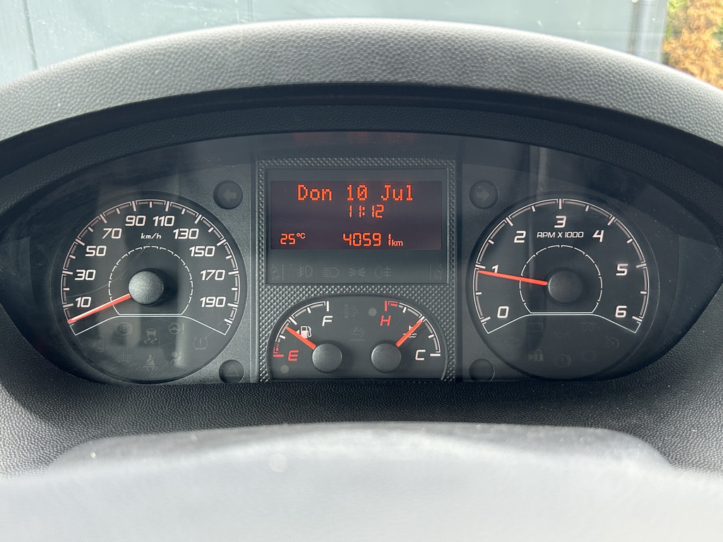 Citroen Jumper 2.2 140 PK EURO 6 / PICK UP / OPEN LAADBAK / 1e EIG. / 40.591 KM !! / 7 PERS. DUBBEL CABINE / 2.5 TONS TREKHAAK / PARKEER SENSOREN 9