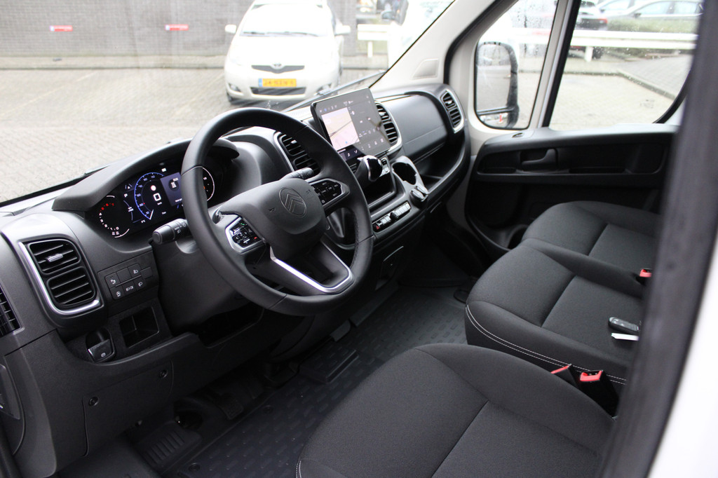 Citroen Jumper 2.2 BlueHDi 140 S&S L2H2 3.5t Automaat uit voorraad leverbaar! Navigatie, Camera, Parkeersensoren, verzwaarde veren, 15
