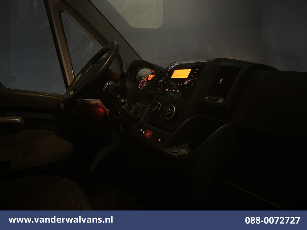 Citroen Jumper 2.2 BlueHDi 141pk Bakwagen 436cm Lang Laadklep Euro6 Airco | 1115kg laadvermogen | Cruisecontrol Bijrijdersbank. 13