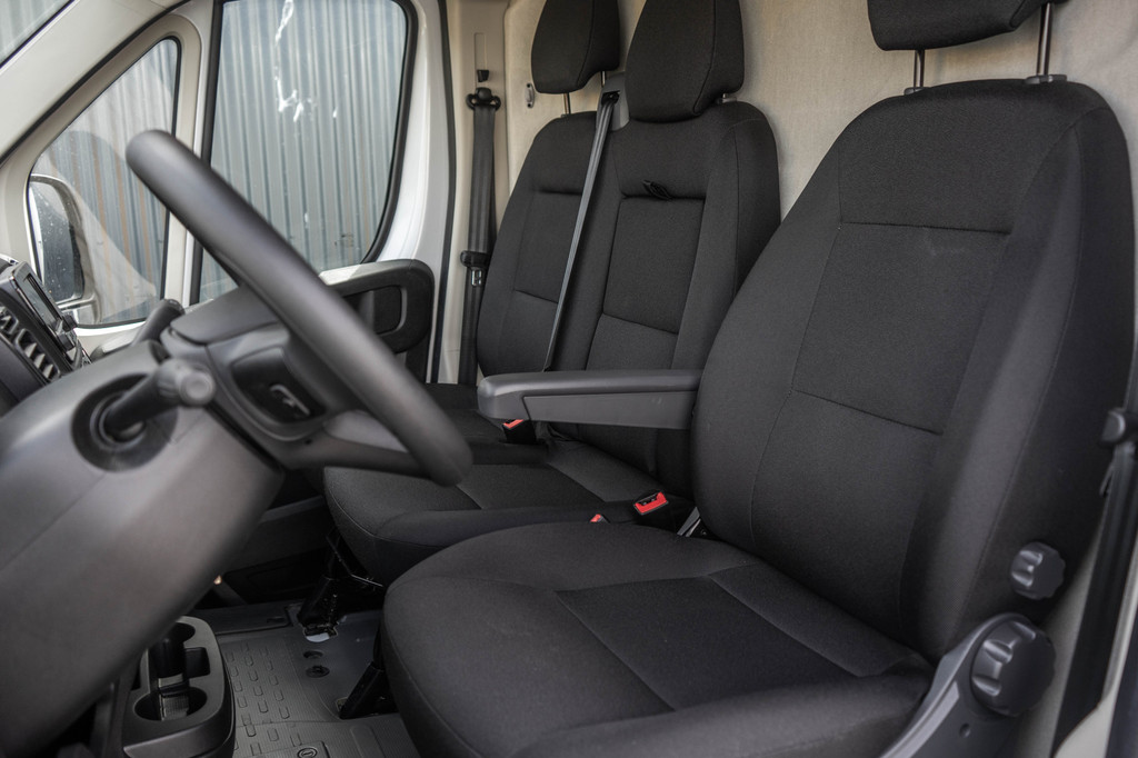 Citroen Jumper 2.2 BlueHDi L4H3 | Nieuwstaat | 140 PK | Camera | Cruise | Airco | Lane Assist 12