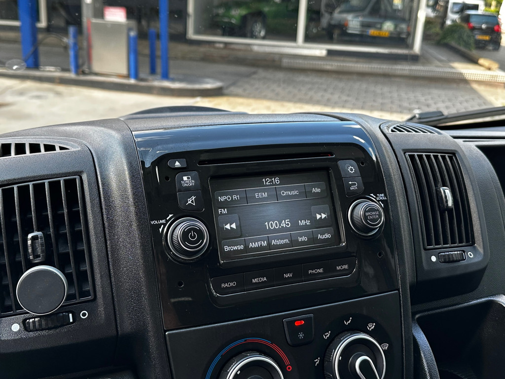 Citroen Jumper 35 2.0 BlueHDi L3 bakwagen met laadklep en zijdeur, AIRCO|CRUISE|DRIE ZITPL|NAVIGATIE|EURO6 20