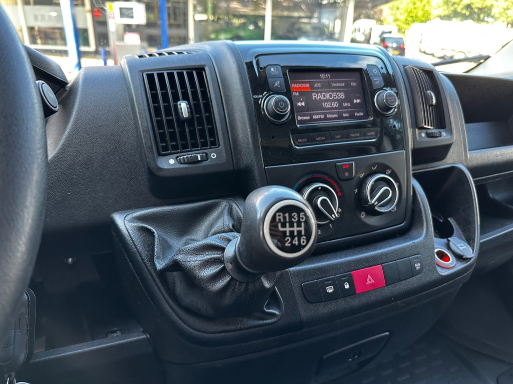 Citroen Jumper 35 2.0 BlueHDi L3 bakwagen met laadklep en zijdeur, AIRCO|CRUISE|DRIE ZITPL|NAVIGATIE|EURO6|1e EIGENAAR 19