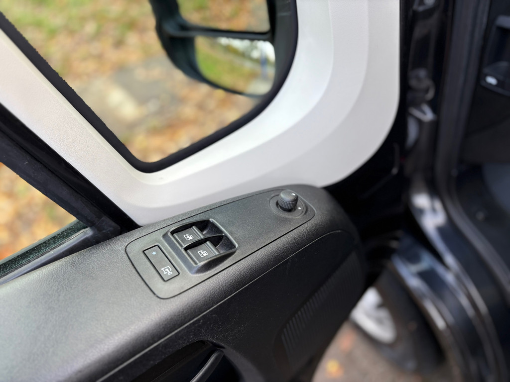 Citroen Jumper 35 2.2 BlueHDi 140 PK L2H1|1e EIG| NAP|airco|cruise|achteruitrijcamera|bluetooth|trekhaak|elektrisch pakket|EURO6. 17