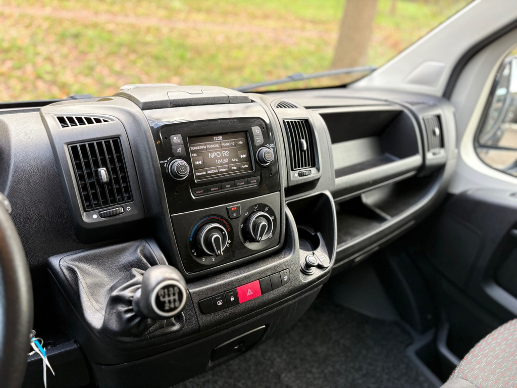 Citroen Jumper 35 2.2 BlueHDi 140 PK L2H1|1e EIG| NAP|airco|cruise|achteruitrijcamera|bluetooth|trekhaak|elektrisch pakket|EURO6. 19