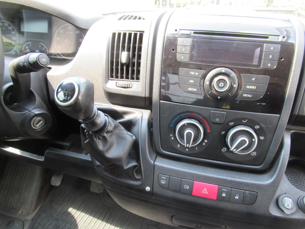 Citroen Jumper 35 2.2 HDI 110KW L4 Heavy Autotransporter 7