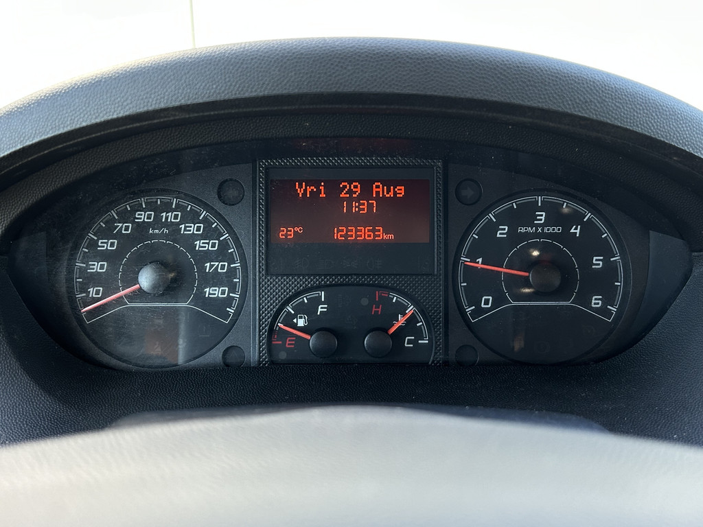 Citroen Jumper 35 2.2 HDI 150 PK L4 / 3 ZIJDIG KIPPER / 7-PERS DUBBELE CABINE / AIRCO / 1e EIG. / 3 TONS TREKHAAK / CAMERA / NAVI 10