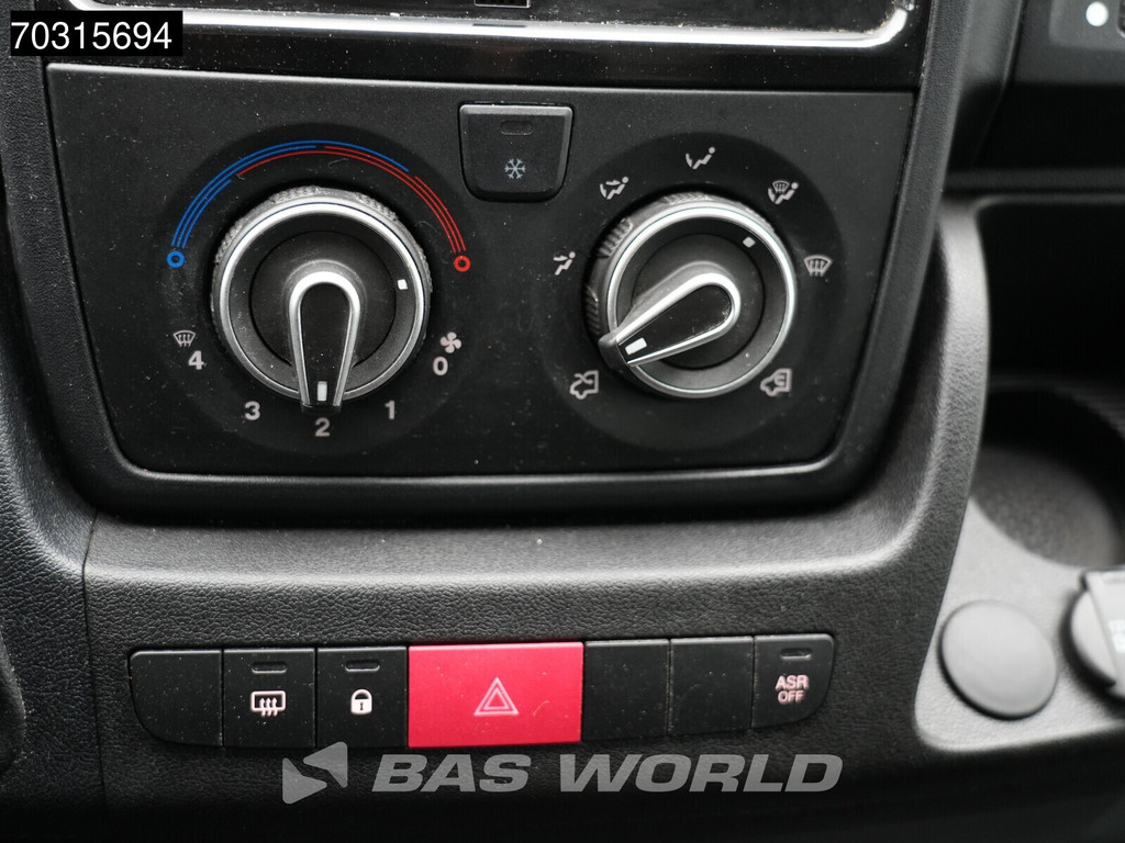 Citroen Jumper 120pk L2H2 Trekhaak Airco Cruise Camera Parkeersensoren Werkplaatsinrichting Euro6 L2 Airco Trekhaak Cruise control 18