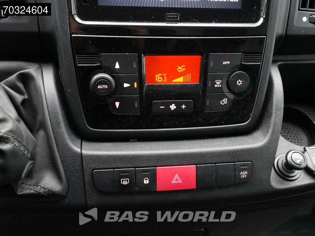 Citroen Jumper 140pk L2H2 Navi Airco Cruise Parkeersensoren Euro6 L2 Airco Cruise control 18