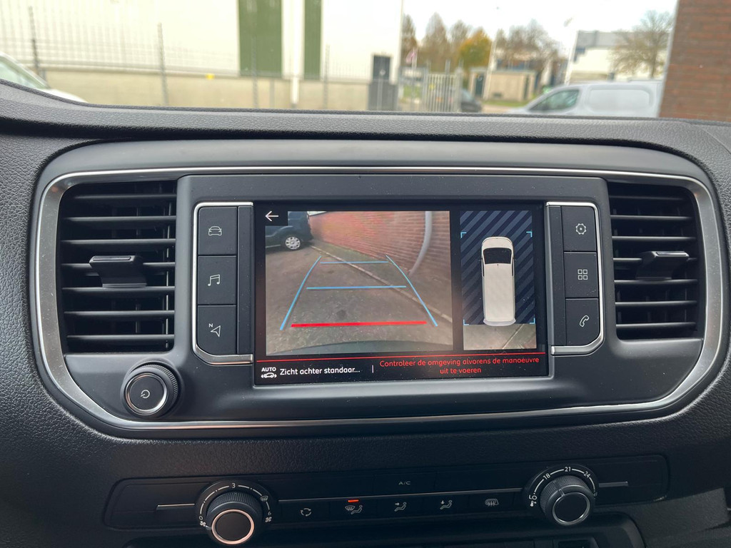 Citroen Jumpy 1.5 BlueHDI 100PK L3 / Rijklaar / Camera / Navi / 3 zits / App connect 17