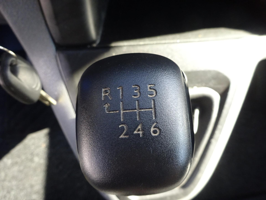 Citroen Jumpy 1.5 BlueHDI EU6 100 PK MEDIUM L2 AC 3 ZITS 20