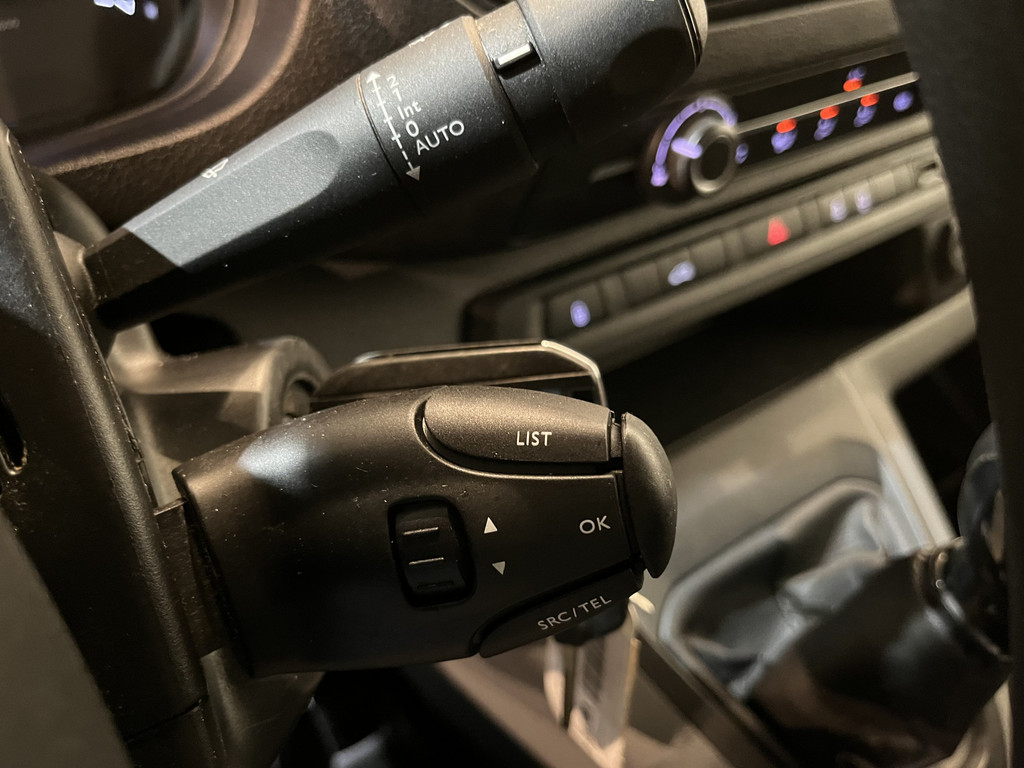 Citroen Jumpy 1.6 BlueHDI 95 Club XS / Euro 6 / Airco / Cruise Control / Trekhaak / Imperiaal / PDC / 3-Zits 10